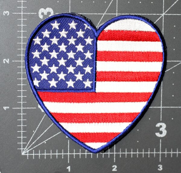 UNITED STATES FLAG IN HEART SHAPE PATCH